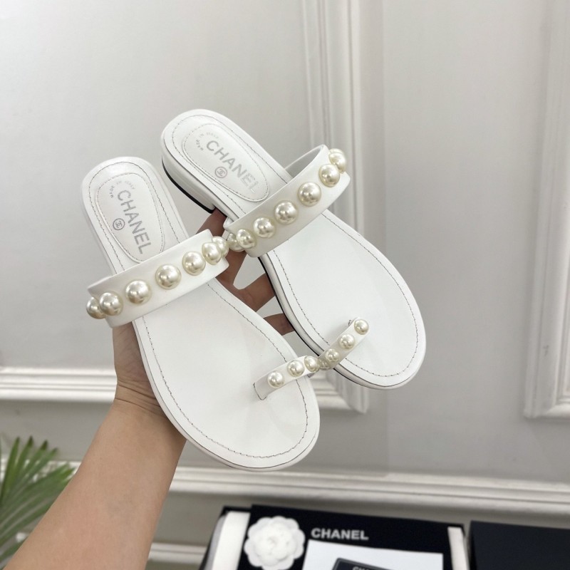 Chanel Slippers 
