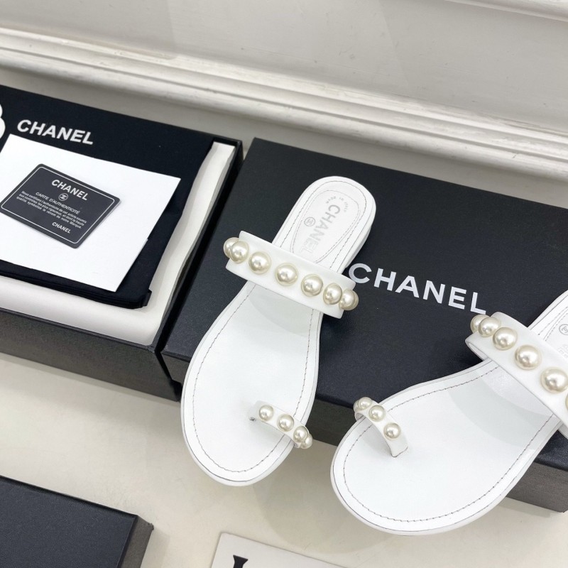 Chanel Slippers 