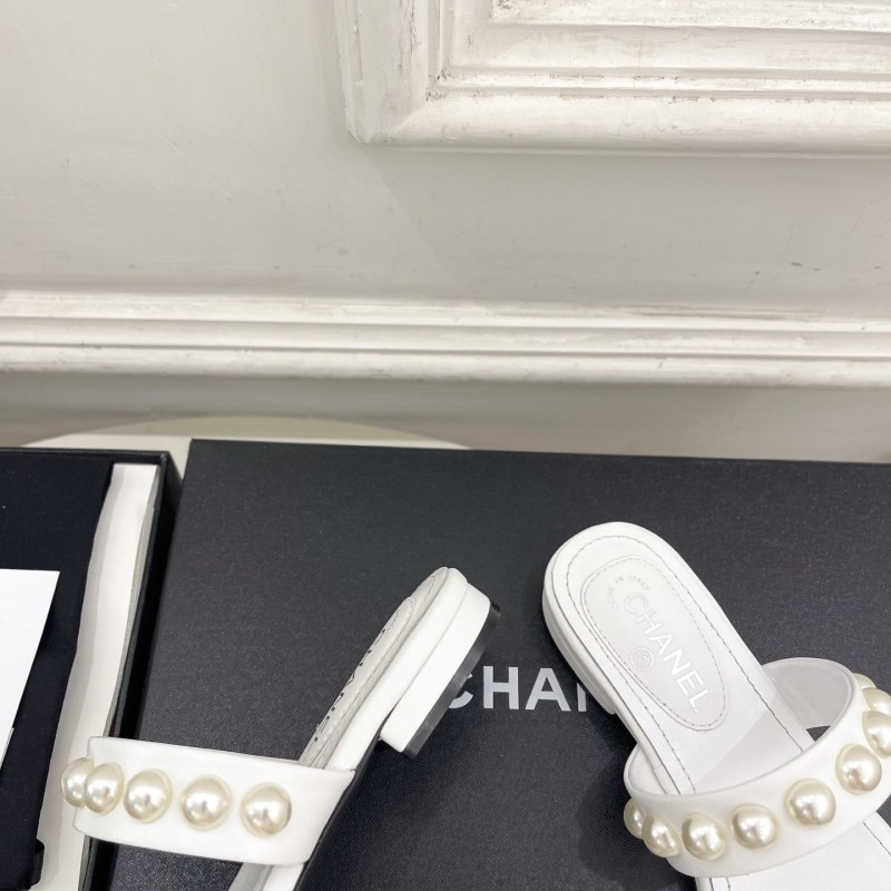 Chanel Slippers 