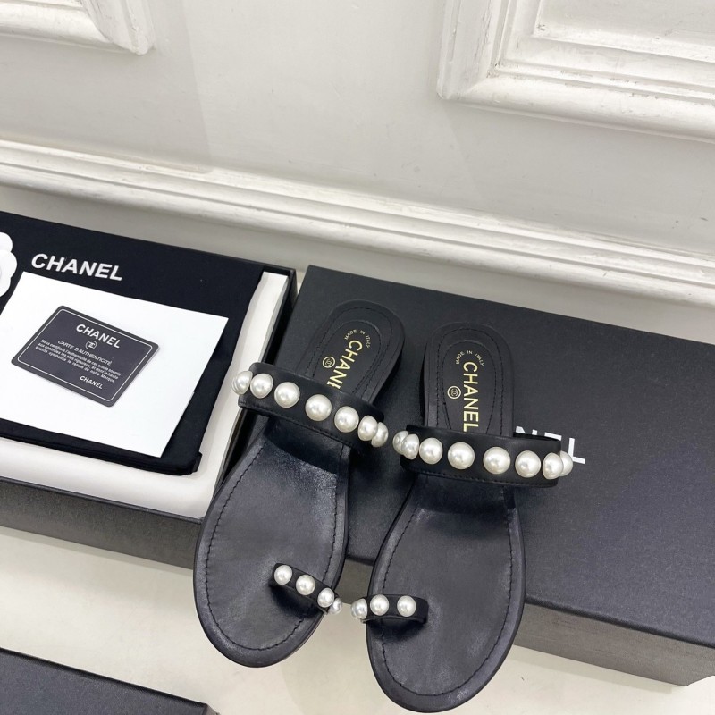 Chanel Slippers 