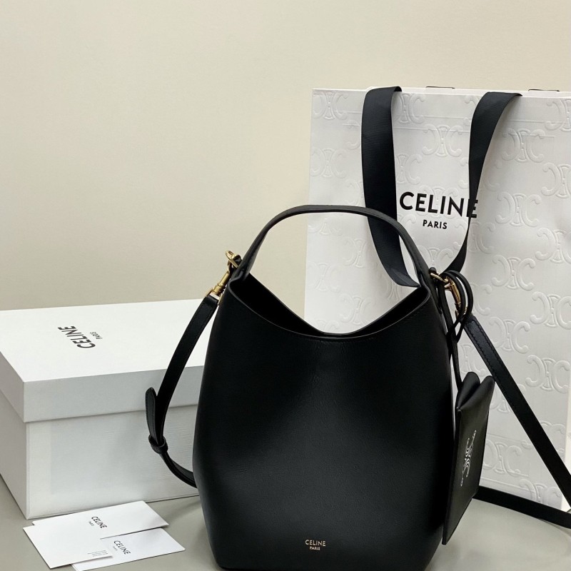 Celine Hobo