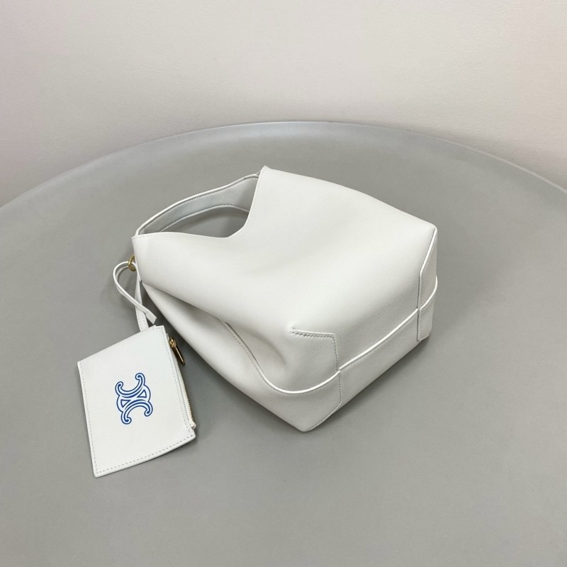 Celine Hobo