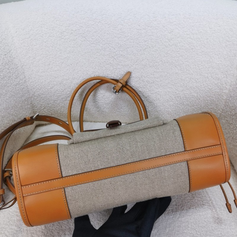 Prada Bonnie