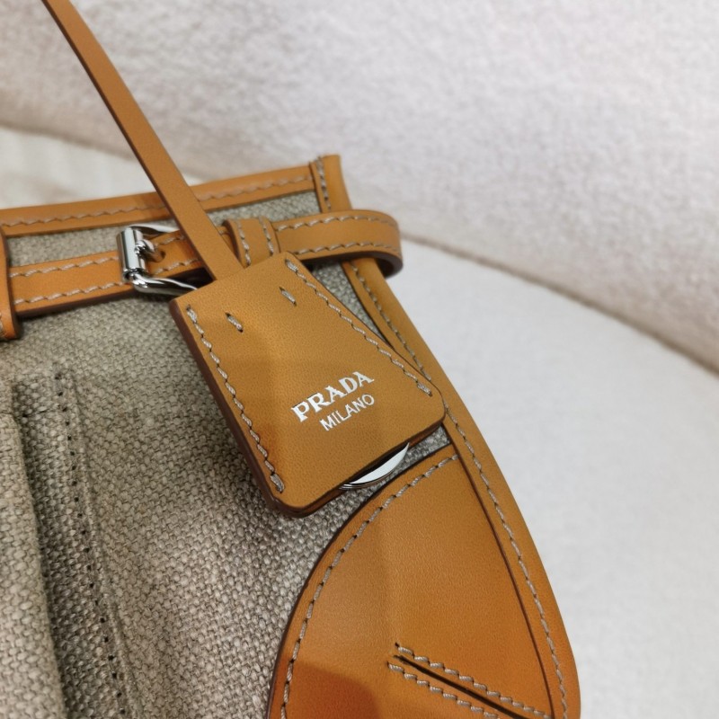 Prada Bonnie