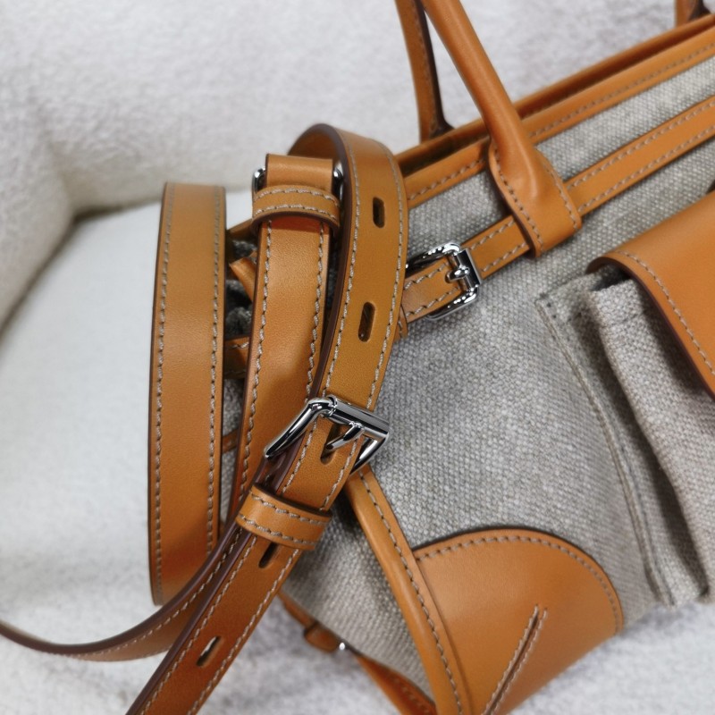 Prada Bonnie
