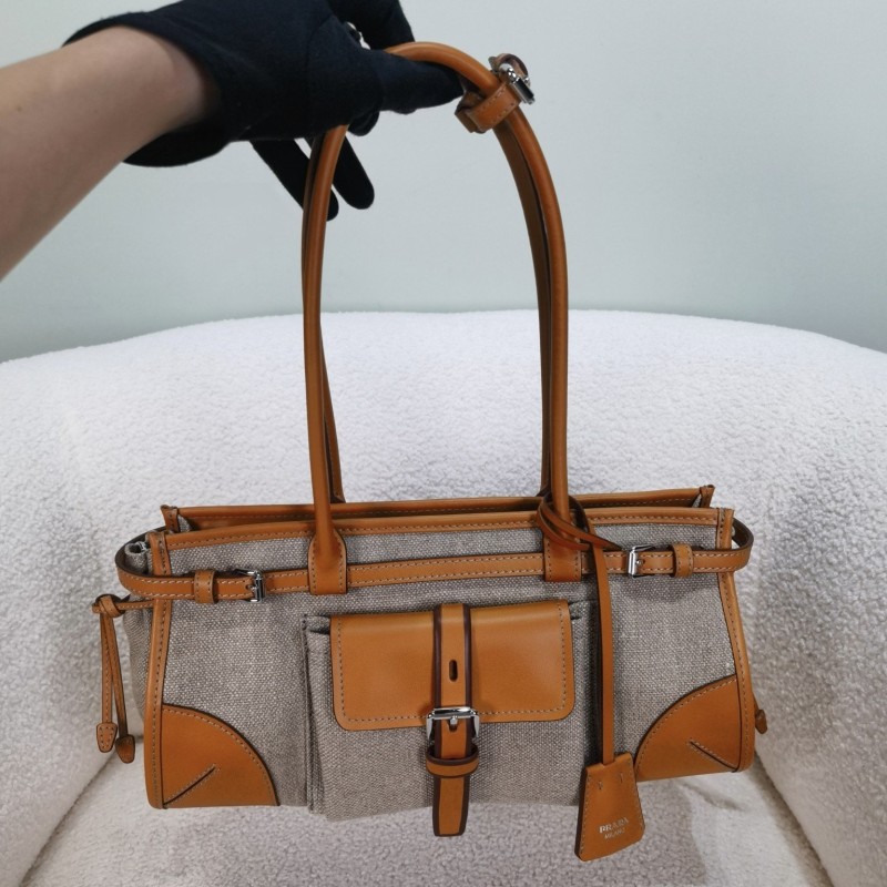 Prada Bonnie