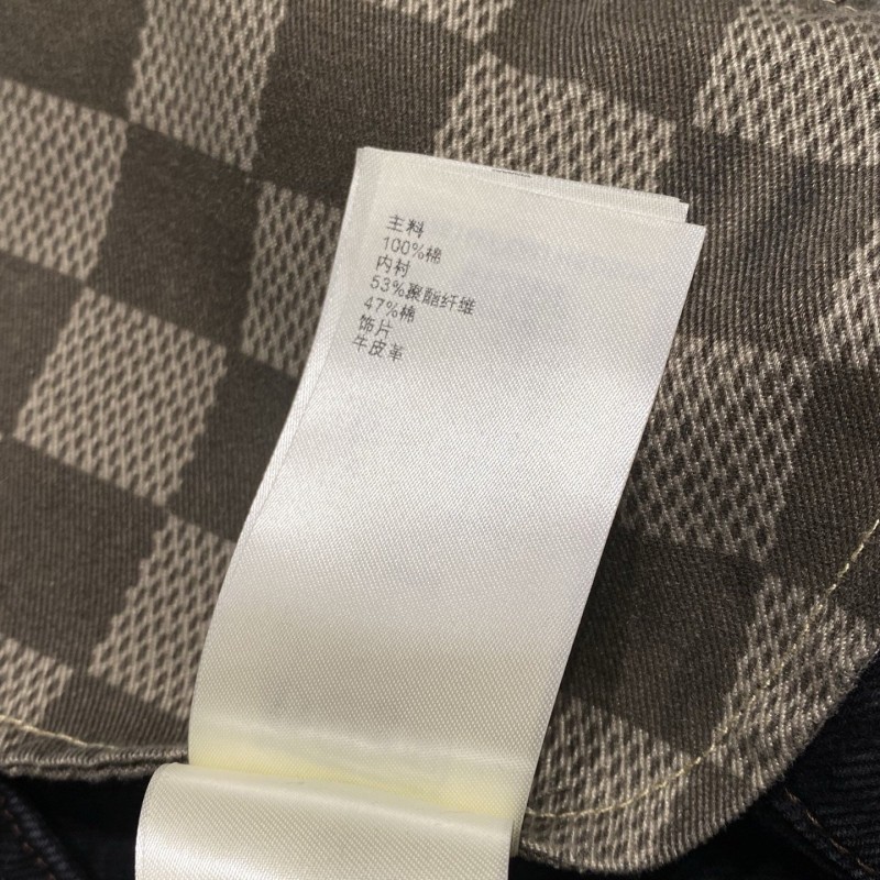LV Jeans