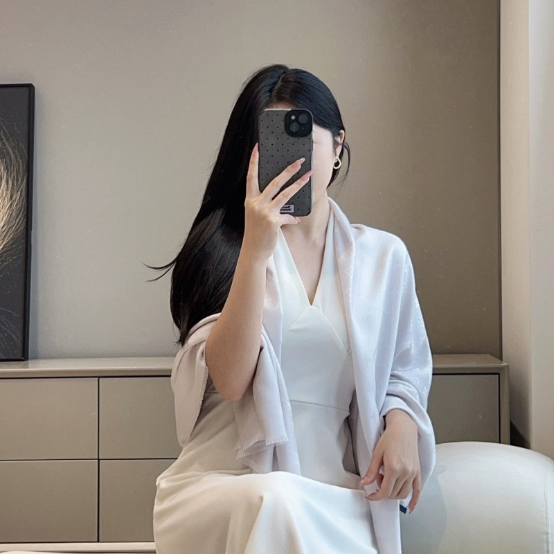 LV Shawl