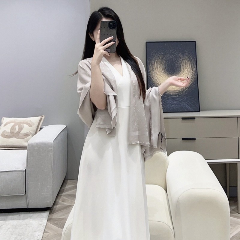 LV Shawl