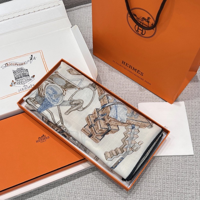 Hermes Shawl