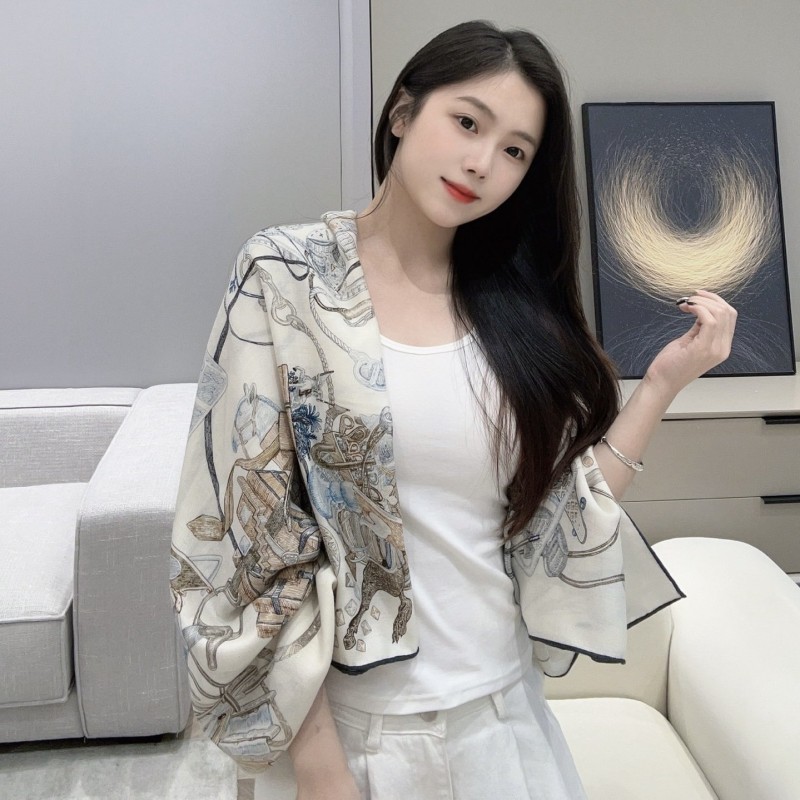 Hermes Shawl