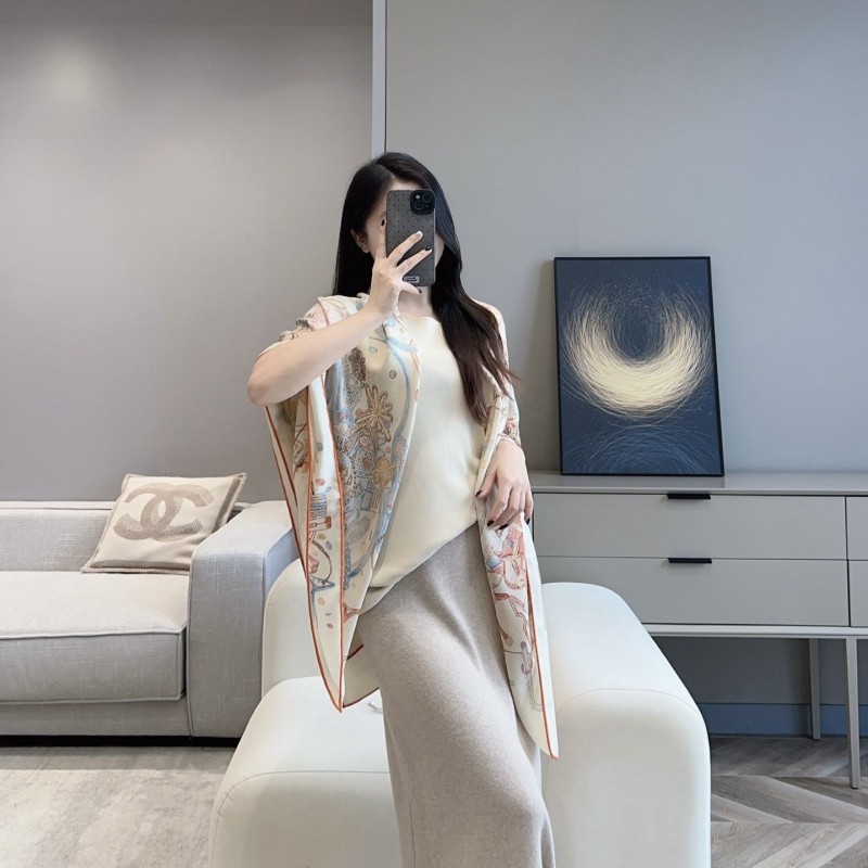 Hermes Shawl