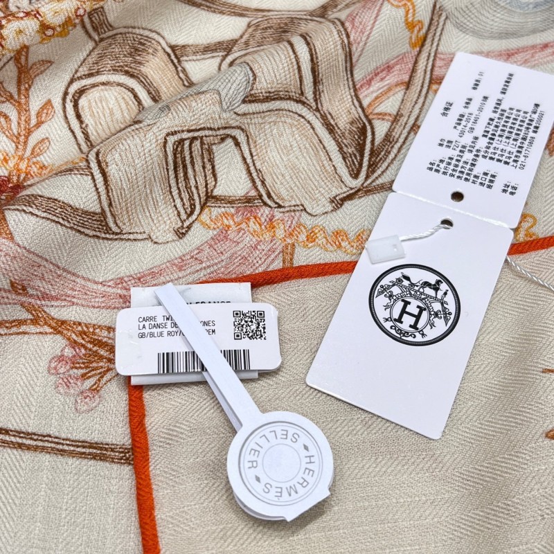 Hermes Shawl