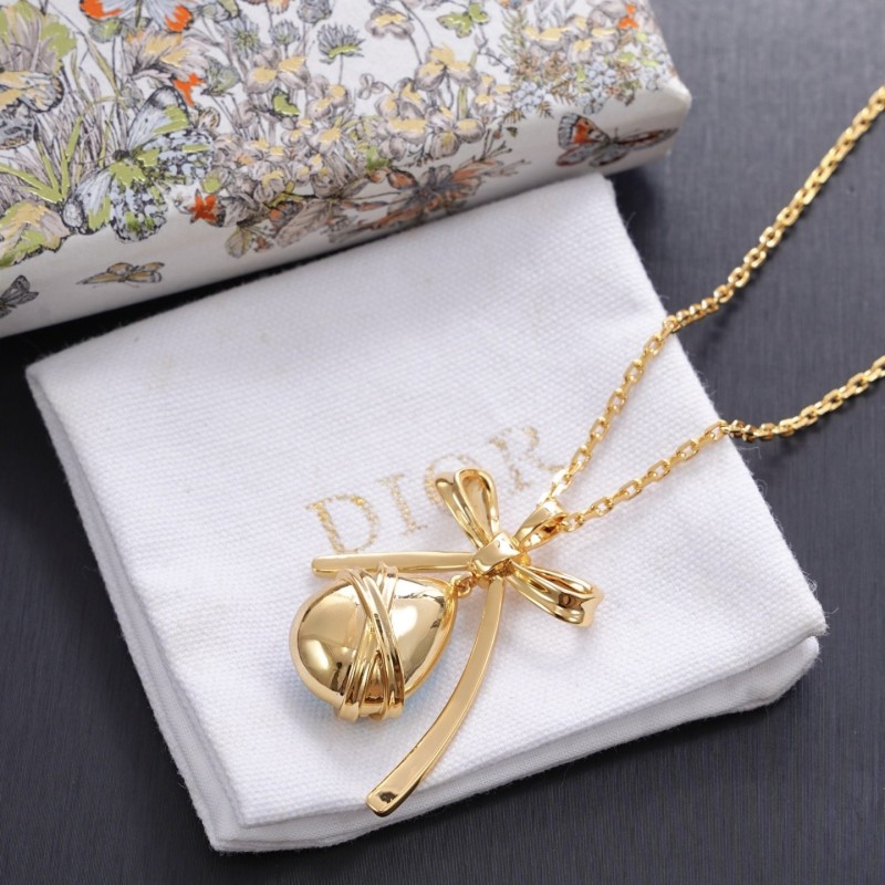 Dior Necklace 