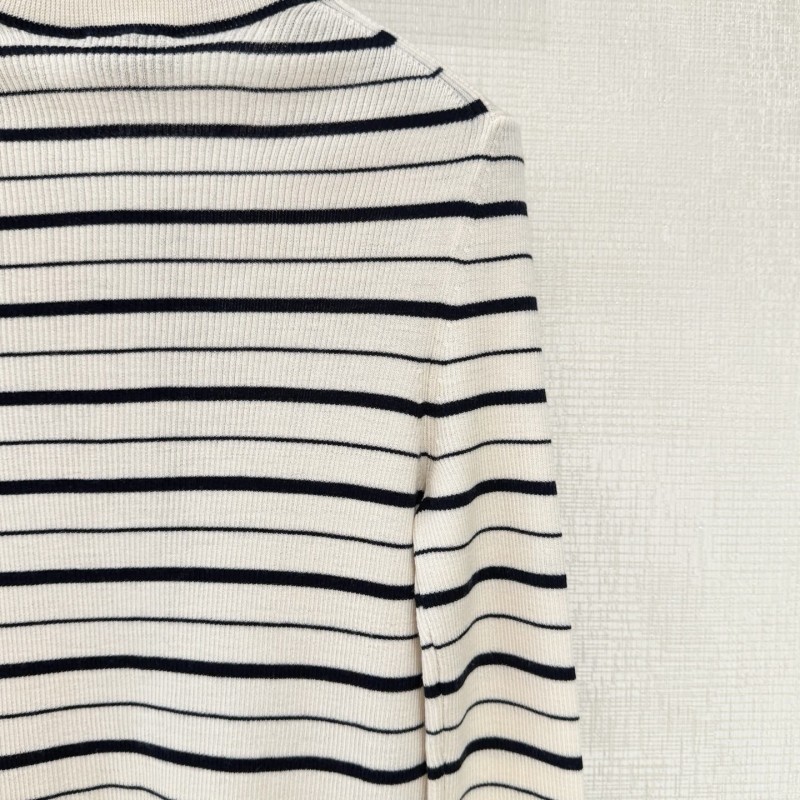 Chanel Cardigan 