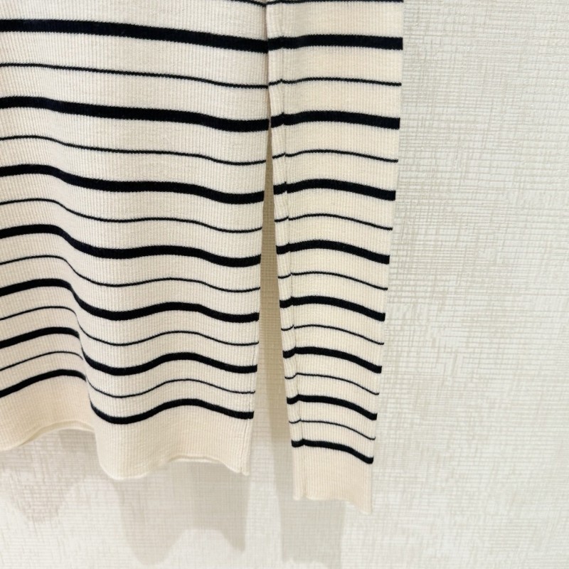 Chanel Cardigan 