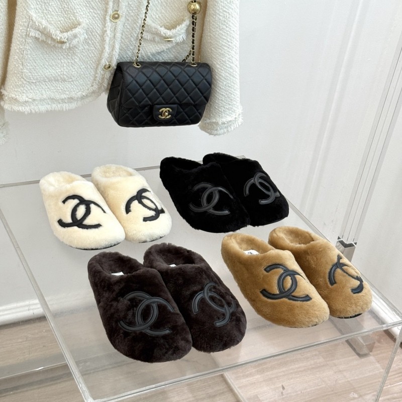 Chanel Slippers 