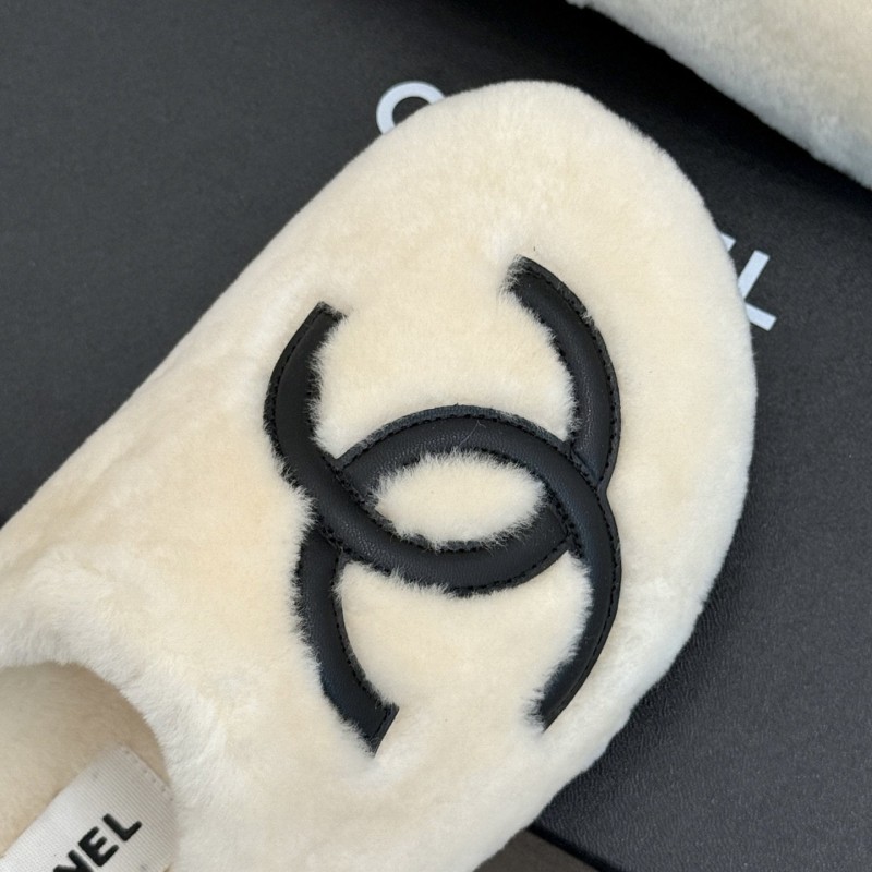 Chanel Slippers 