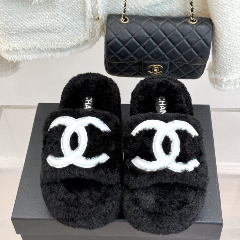Chanel Slippers 