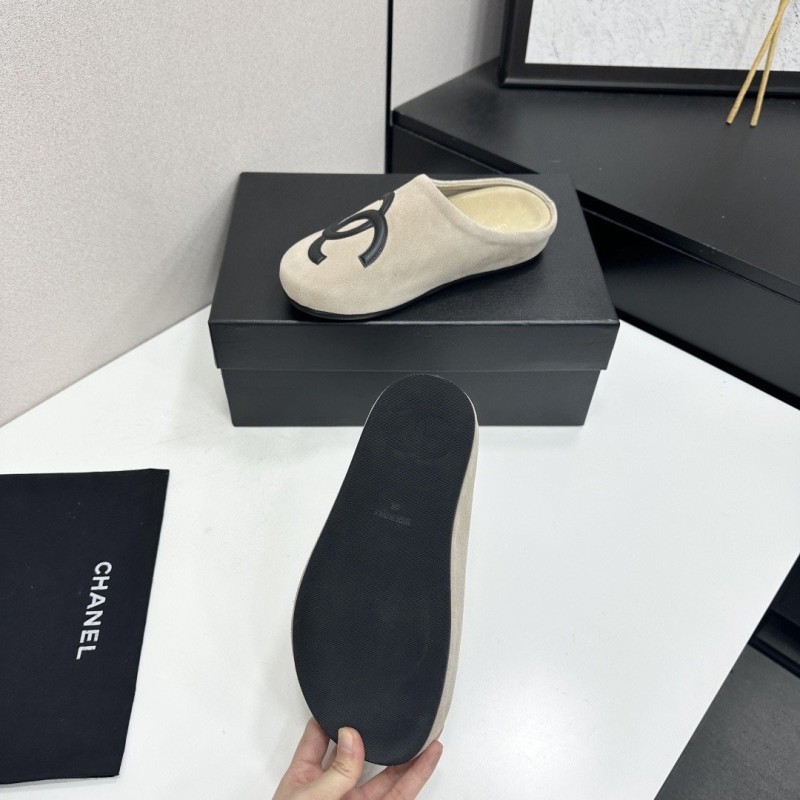 Chanel Slippers 