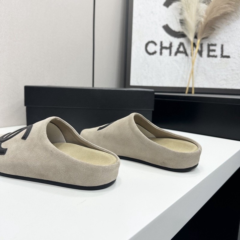 Chanel Slippers 