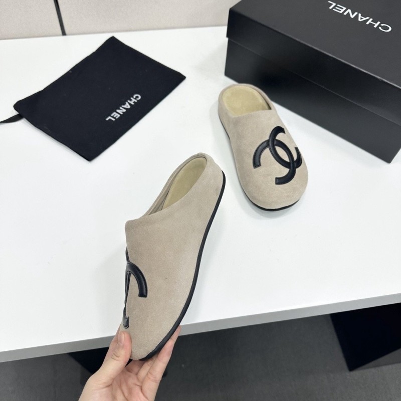 Chanel Slippers 