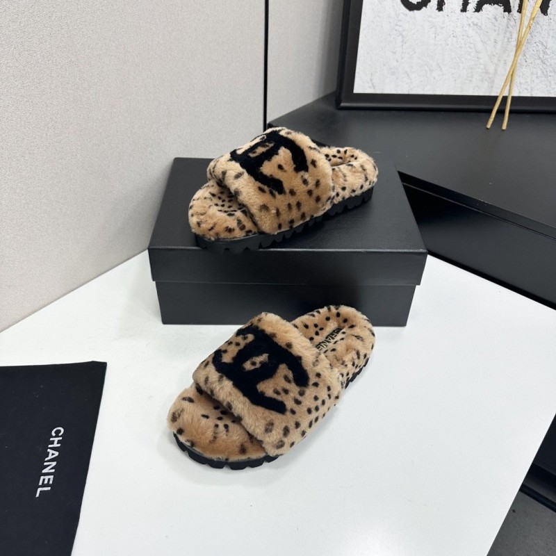 Chanel Slippers 