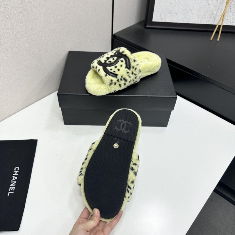 Chanel Slippers 
