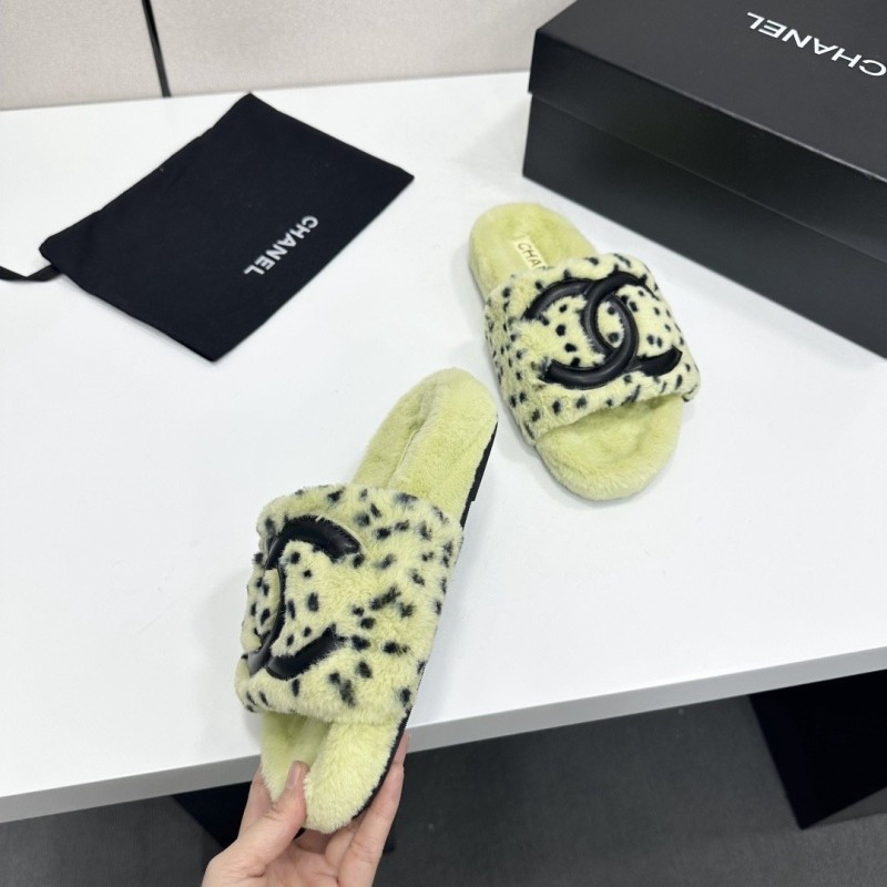 Chanel Slippers 