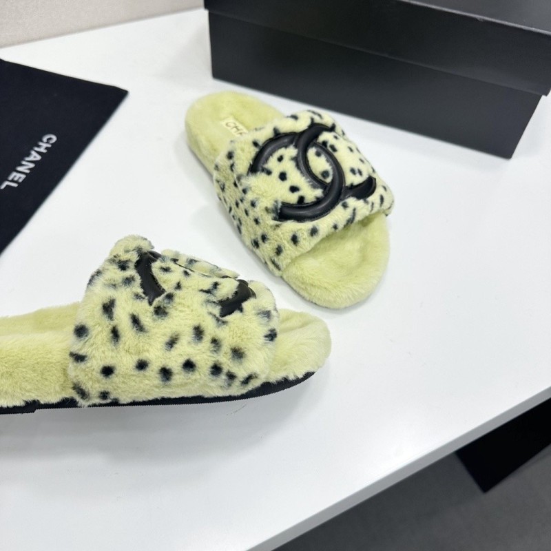 Chanel Slippers 