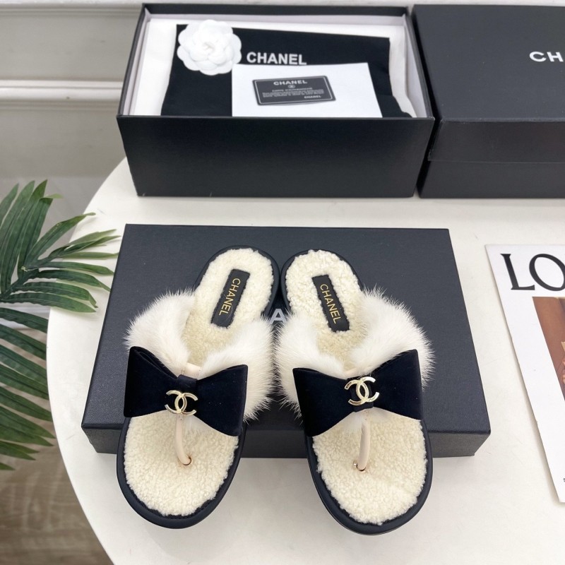 Chanel Slippers 