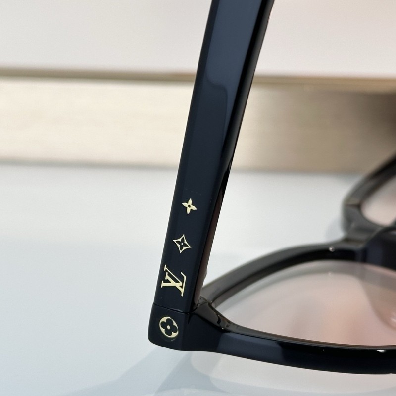 LV Sunglasses 