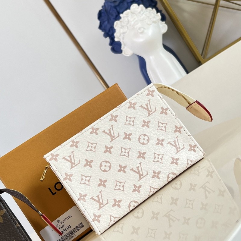 LV Poche Toilette 