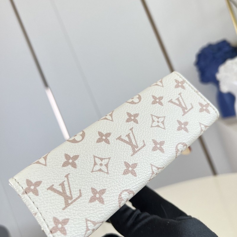 LV Poche Toilette 