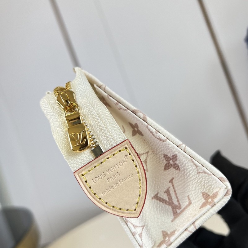 LV Poche Toilette 