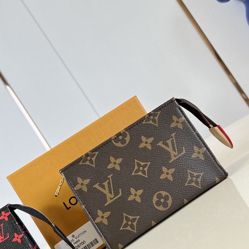 LV Poche Toilette 