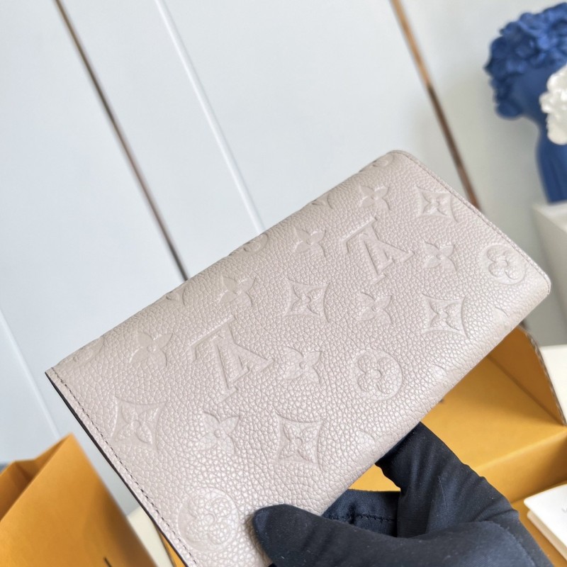 LV Long Wallet