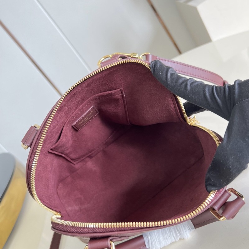 LV Alma BB