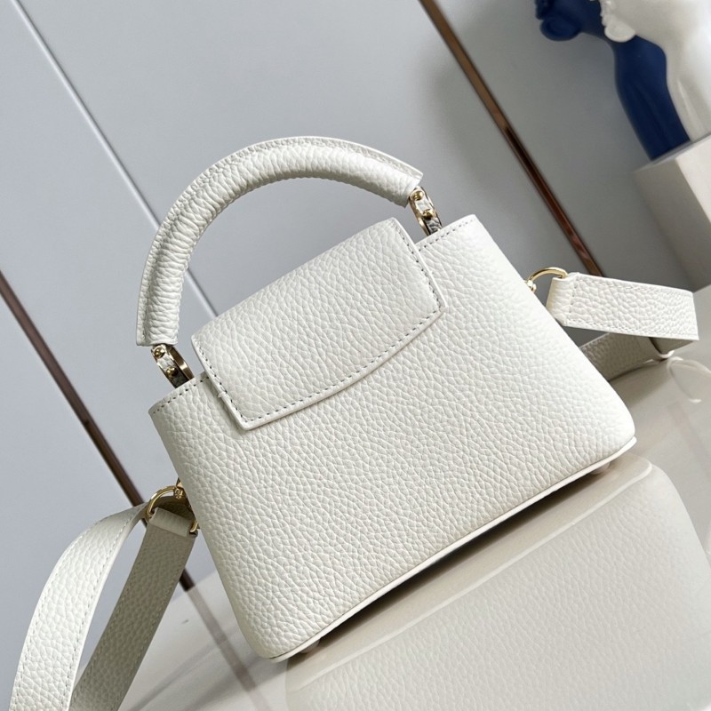LV Capucines