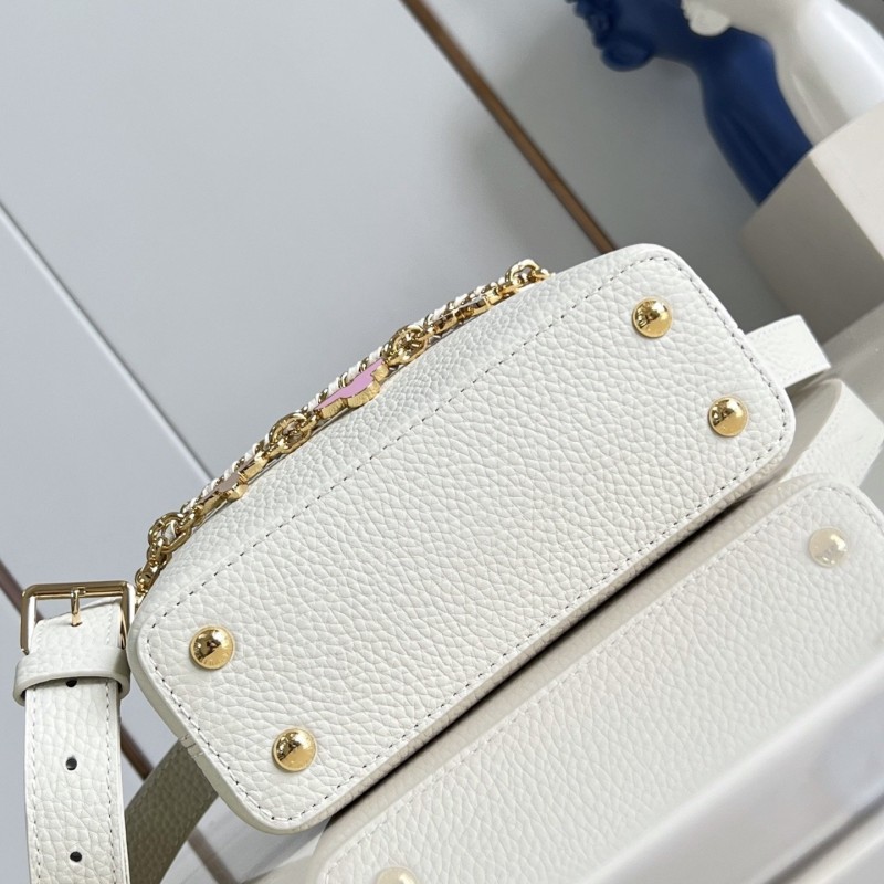 LV Capucines