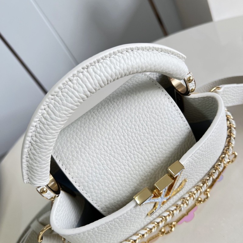 LV Capucines