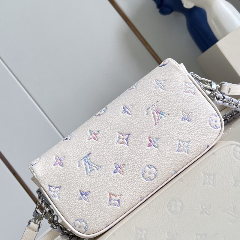 LV WOC Ivy