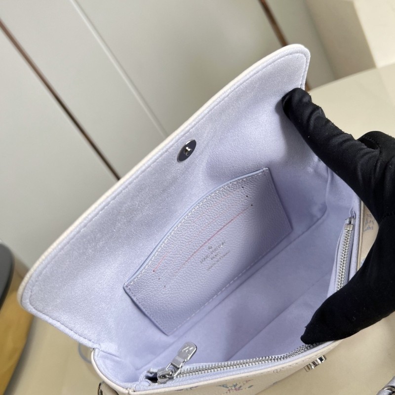 LV WOC Ivy