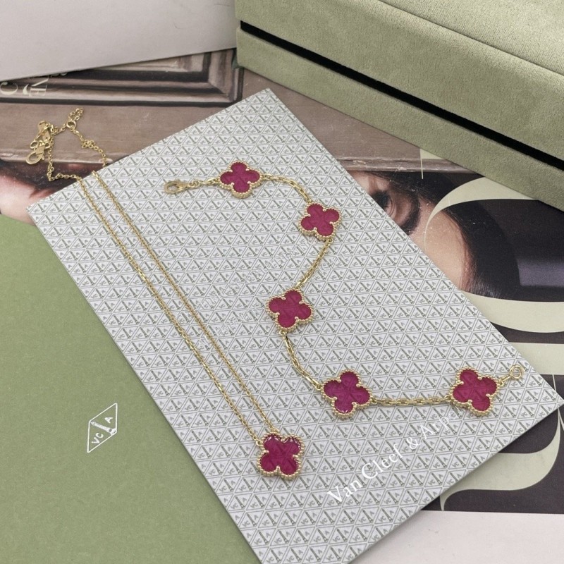 VCA Bracelet 