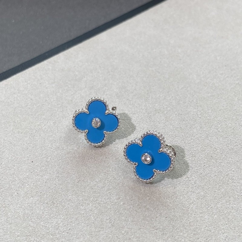 VCA Earrings 
