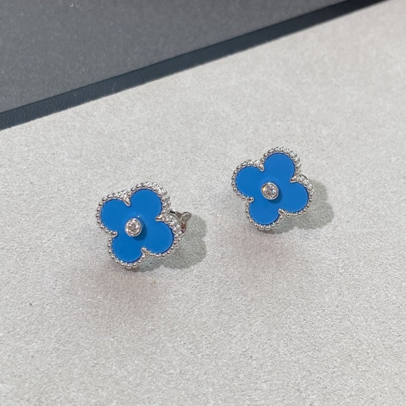 VCA Earrings 