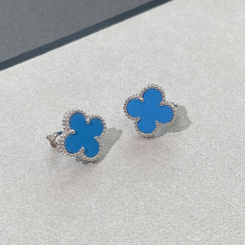 VCA Earrings 