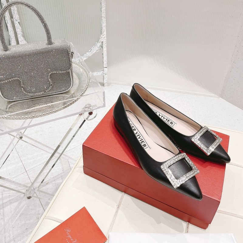 Roger Vivier Flats