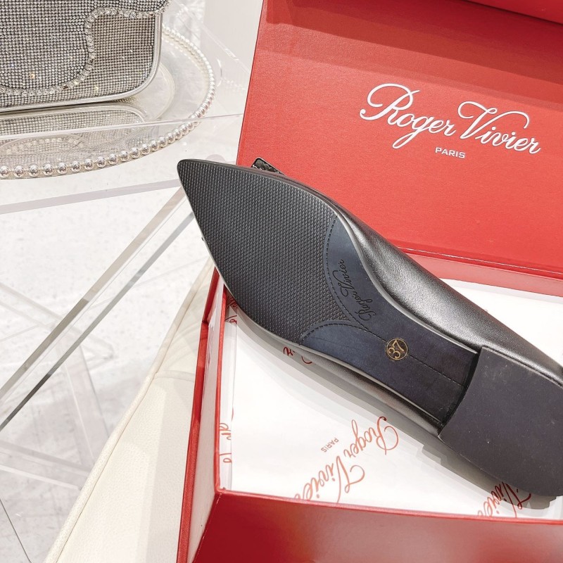 Roger Vivier Flats