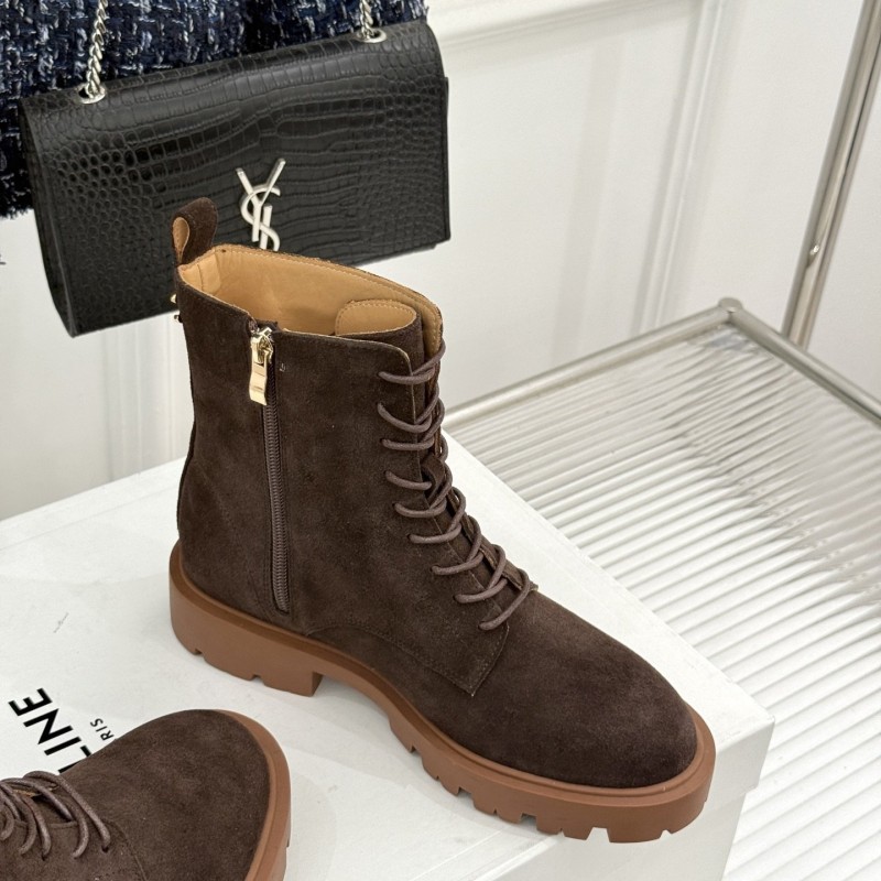 Celine Boost